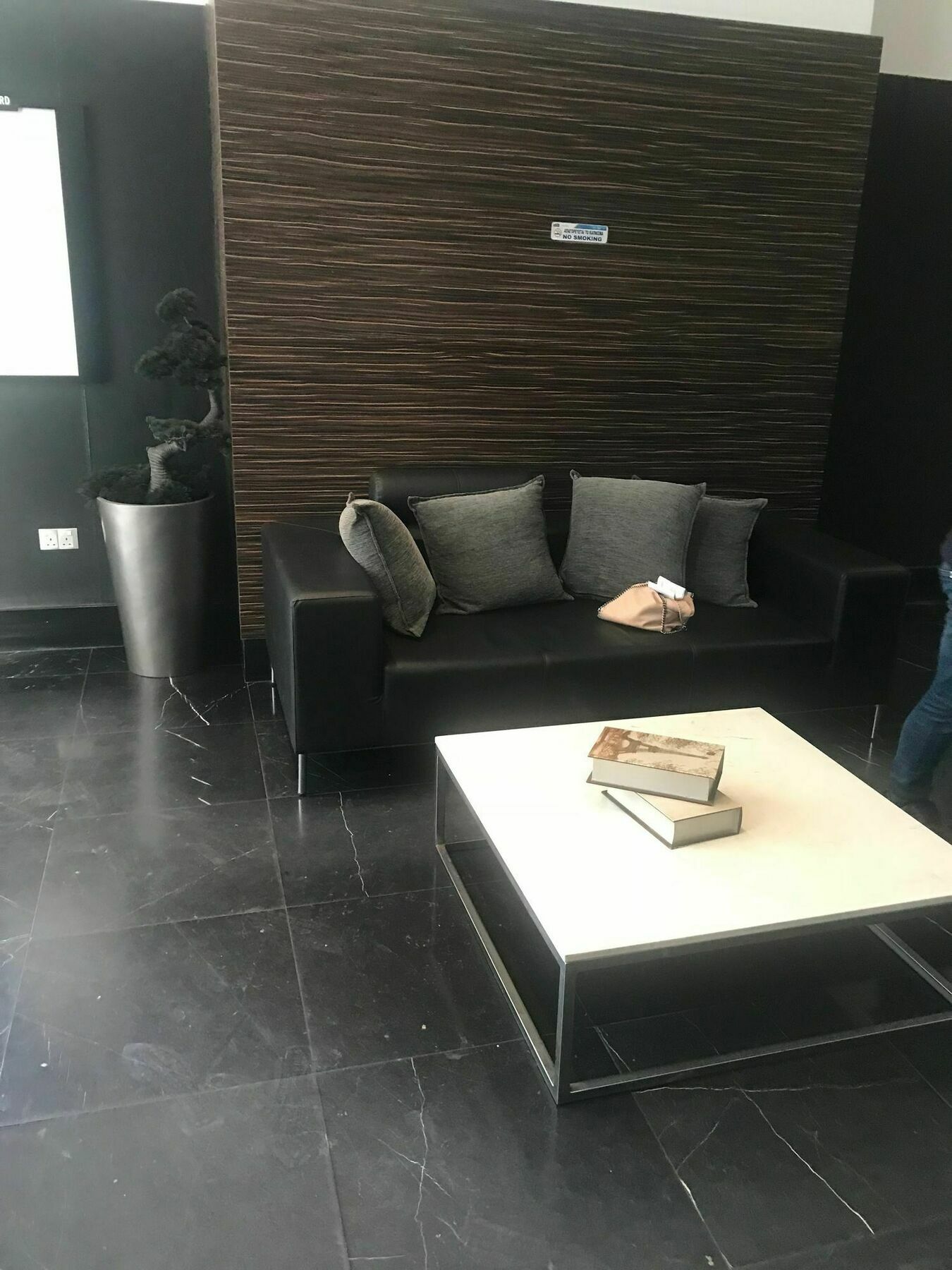 Finikoudes Luxury Apartments Larnaka Exterior foto