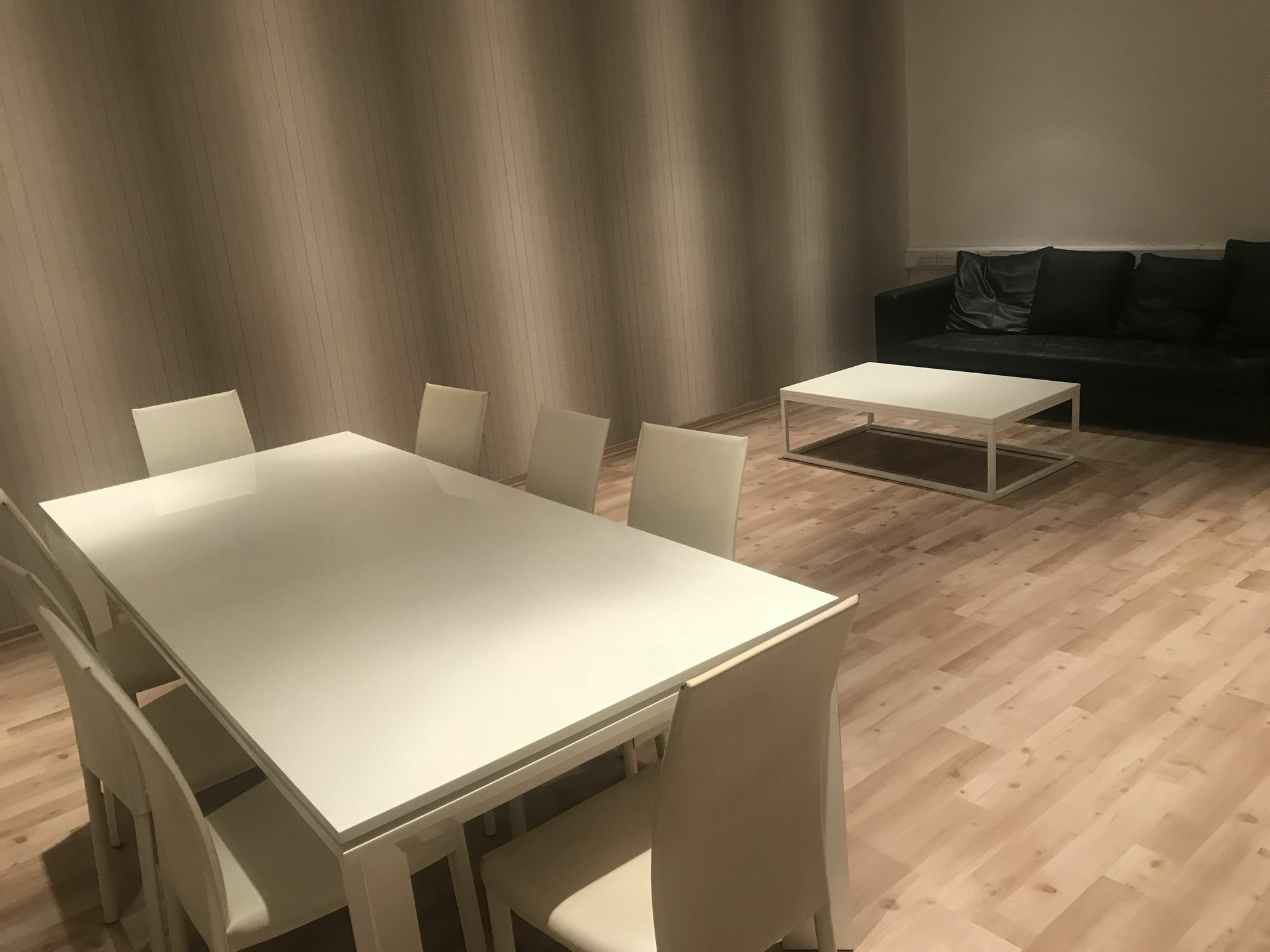 Finikoudes Luxury Apartments Larnaka Exterior foto