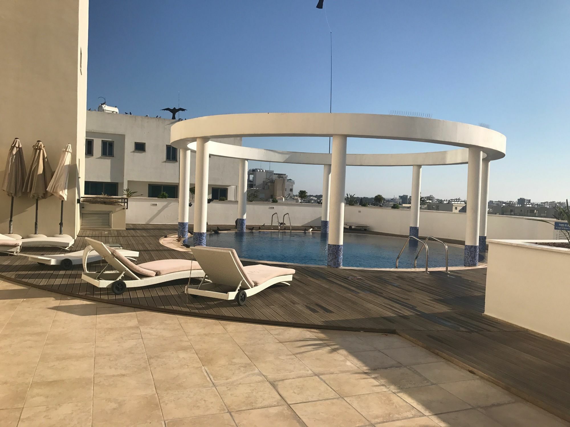 Finikoudes Luxury Apartments Larnaka Exterior foto