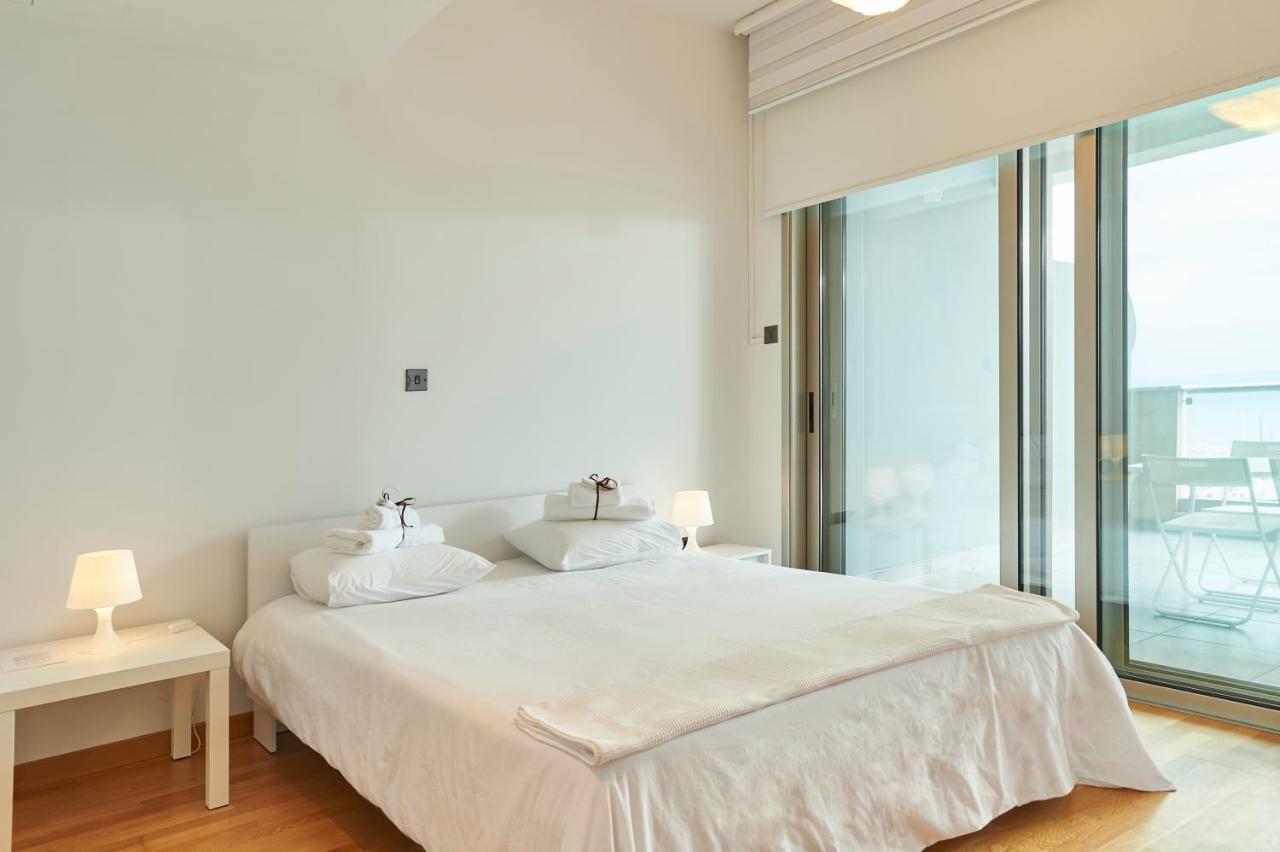 Finikoudes Luxury Apartments Larnaka Exterior foto